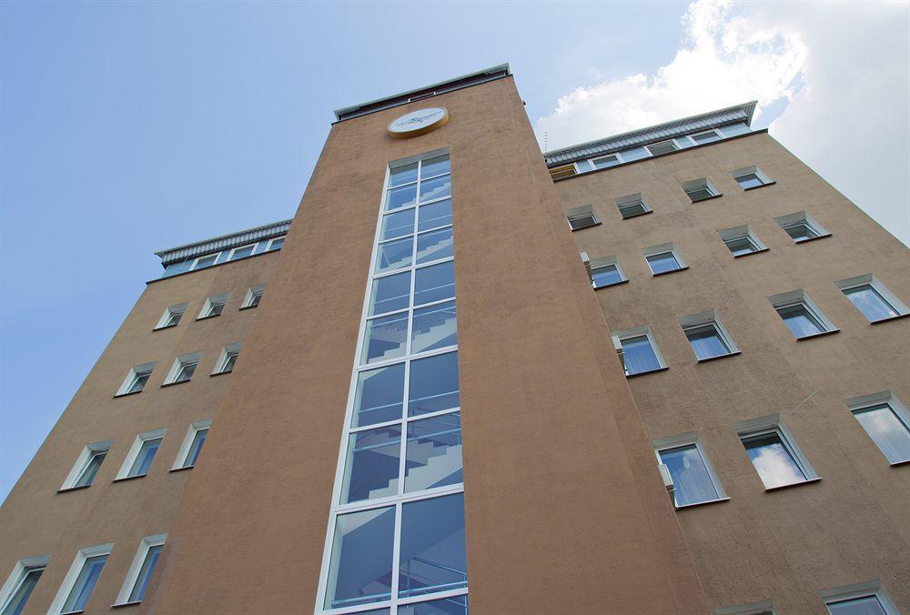Hotel An-2 Kharkiv Exterior photo