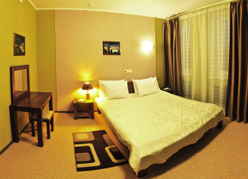 Hotel An-2 Kharkiv Exterior photo