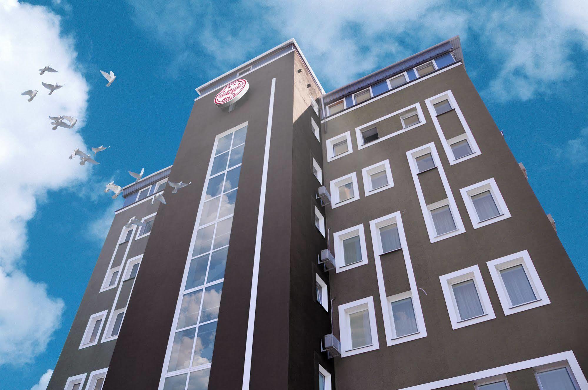 Hotel An-2 Kharkiv Exterior photo